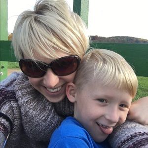 Meet your Posher, Melissa